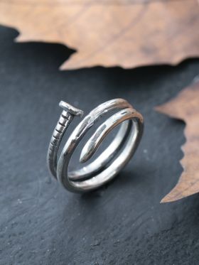 Nail Bend Ring